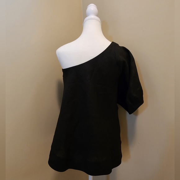 ⭐ Banana Republic Odile One Shoulder Top - Picture 6 of 7